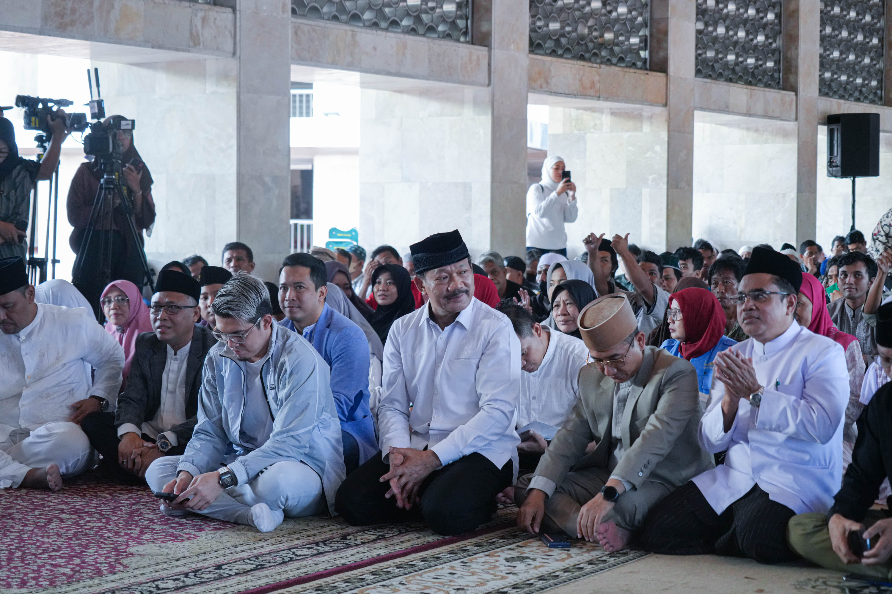Bersama Le Minerale Berbagi Berkah di Bulan Ramadhan 2025 foto 10